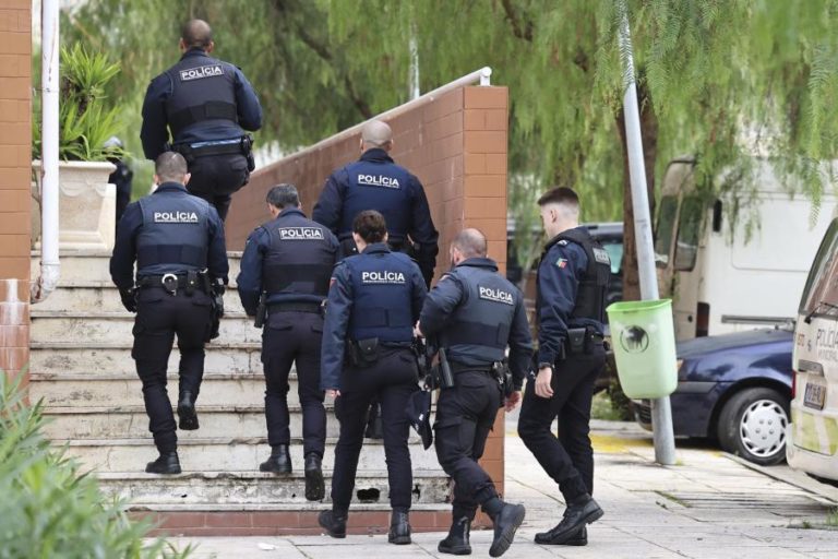 Polícias vão receber mais por serviços remunerados prestados fora do horário do trabalho