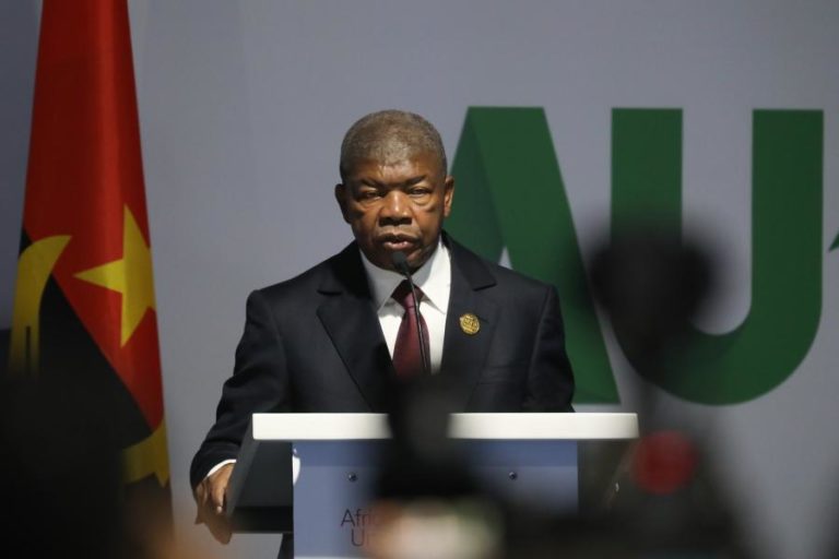 HRW pede que PR angolano não promulgue lei sobre ONG que “prejudica” liberdades fundamentais