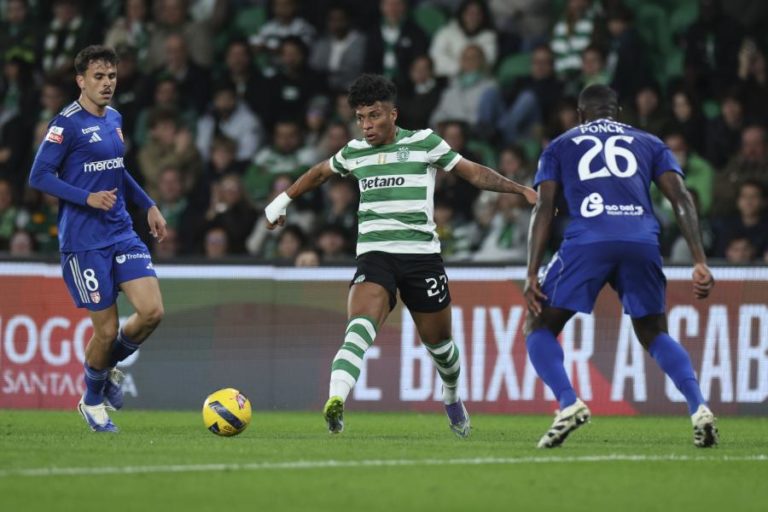 Extremo Alisson Santos emprestado pelo Sporting ao Nápoles