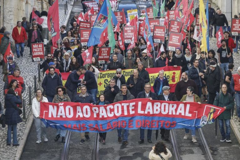 Trabalhadores protestam hoje em Lisboa e no Porto contra pacote laboral