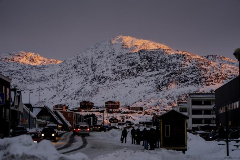 Costa oeste da Gronelândia teve janeiro mais quente já registado