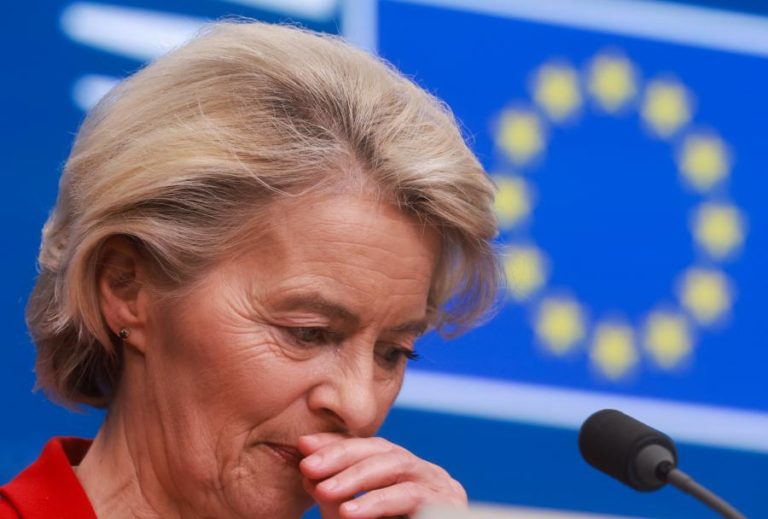 Von der Leyen quer União Europeia simplificada e a duas velocidades
