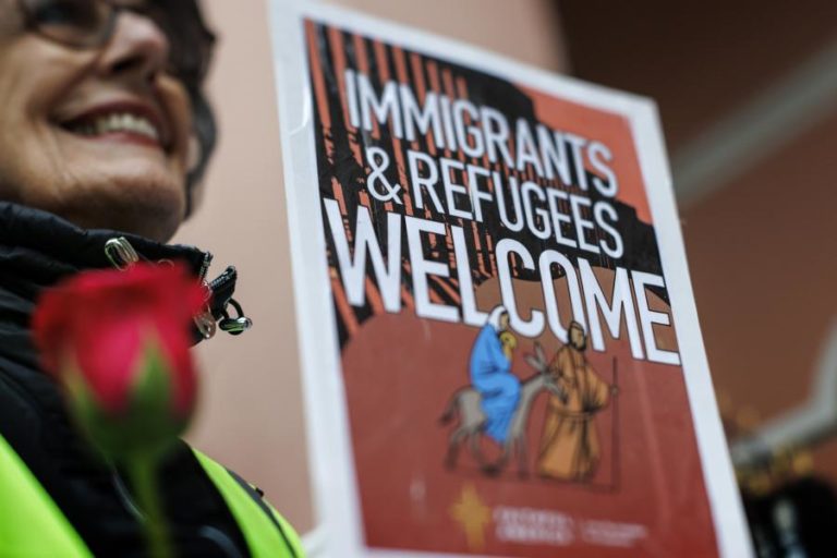 Pedidos de asilo à UE caem 26% em novembro de 2025 face ao ano anterior para 54.825