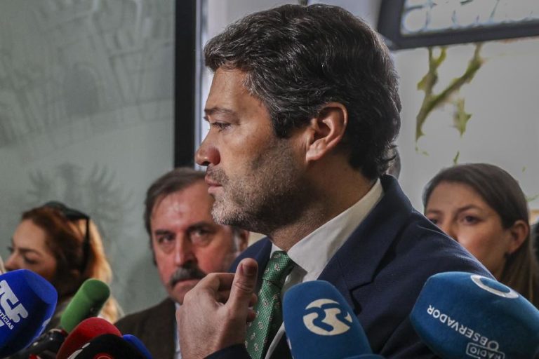 Ventura diz que demissão da MAI prova “incapacidade do Governo” em resolver problemas