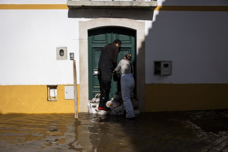Mau tempo: 48 municípios estão em situação de contingência até ao dia 15