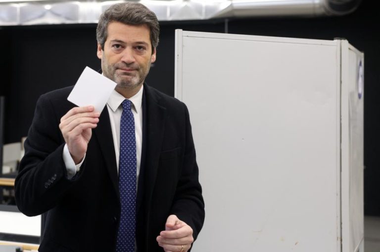 Presidenciais: Ventura espera que “todos consigam cumprir dever” apesar do que diz ser “desrespeito”