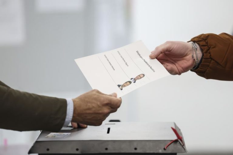 Votação das Presidenciais retomada em freguesia do concelho de Leiria após suspensão por falha de eletricidade