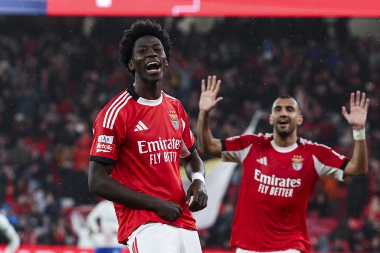 Benfica proibido de perder pontos diante de Santa Clara em ‘crise’
