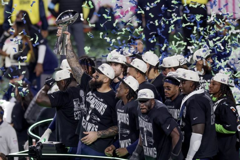 Seahawks ‘vingam-se’ dos Patriots e conquistam 60.º Super Bowl
