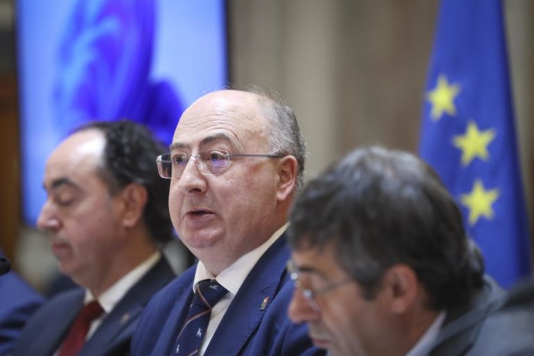 Portugal defende em Bruxelas seguros acessíveis para agricultores