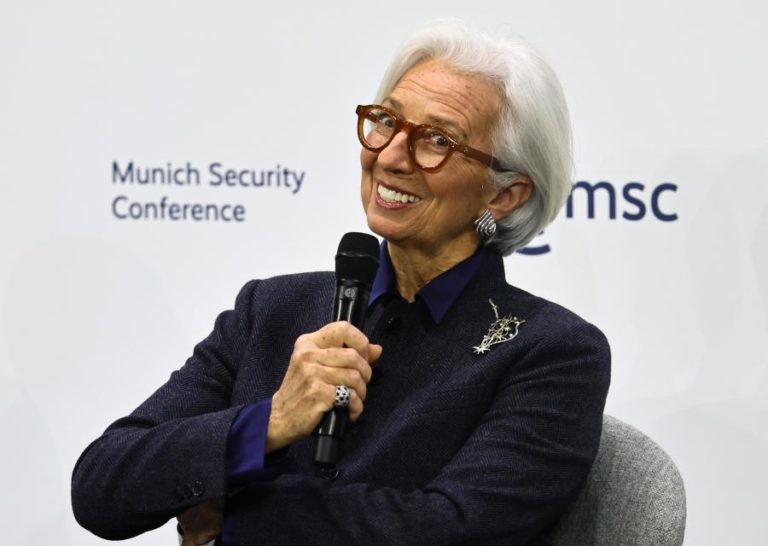 Lagarde rejeita imposto sobre capital que não fique na Europa e defende incentivos ao investimento