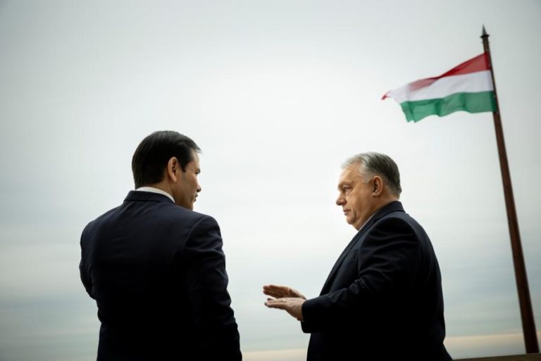 Rubio declara apoio dos EUA ao ultranacionalista Orbán nas eleições húngaras de abril