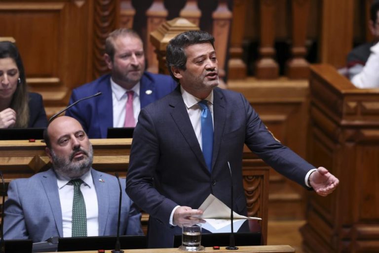 Mau tempo: Ventura acusa Montenegro de ter plano sem medidas concretas e sem calendário