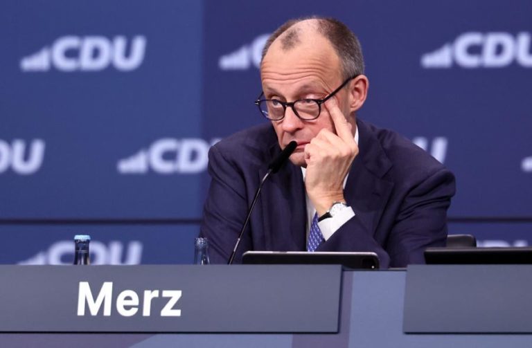 Merz recusa diálogo com extrema-direita e procura aprovação do parceiro no Governo