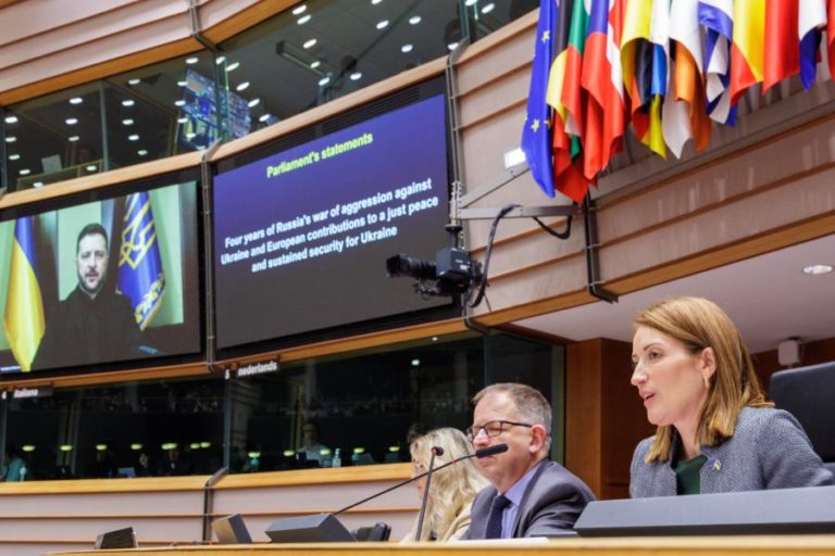 Parlamento Europeu assina empréstimo à Ucrânia de 90 mil ME bloqueado pela Hungria