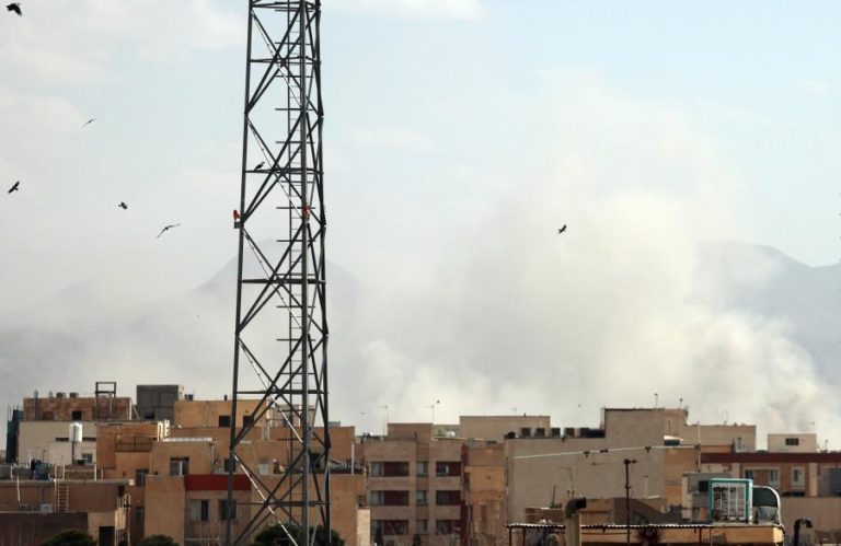 Ataques contra o Irão atingiram 20 das 31 províncias do país – Crescente Vermelho