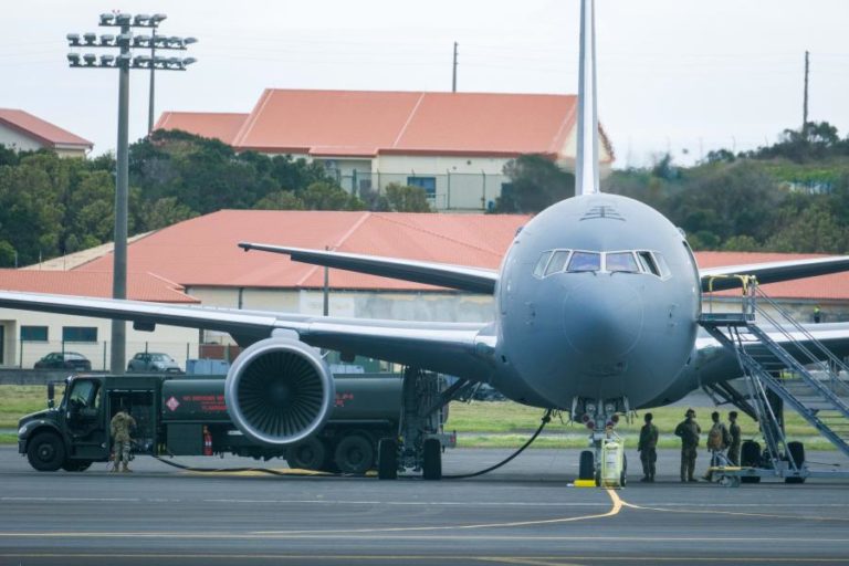 Livre vai pedir esclarecimentos ao Governo sobre Lajes, PCP pede “condenação clara”