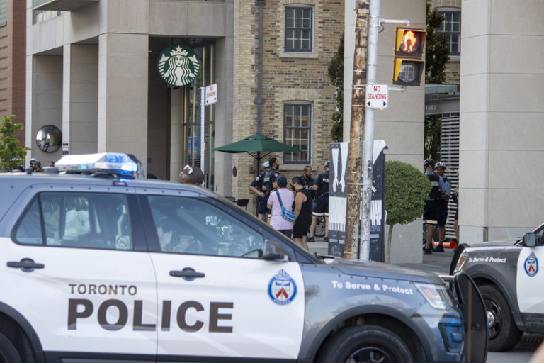 Criminalidade: Sondagem do Angus Reid Institute revela que muitos canadianos consideram justiça demasiada branda