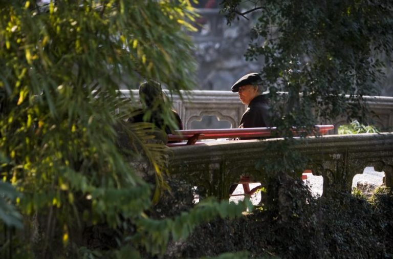 Governo de Macau quer que escolas se tornem centros de aprendizagem para idosos