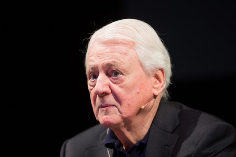 Cineasta e ensaísta alemão Alexander Kluge morre aos 94 anos