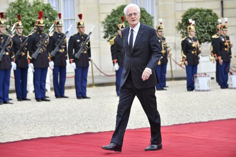 Morreu antigo primeiro-ministro francês Lionel Jospin