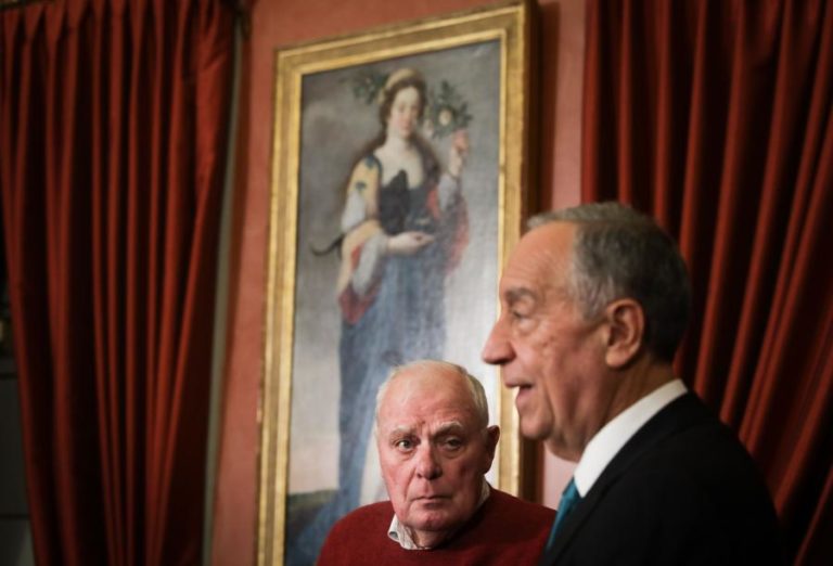 PR homenageia António Lobo Antunes com grande-colar da Ordem de Camões