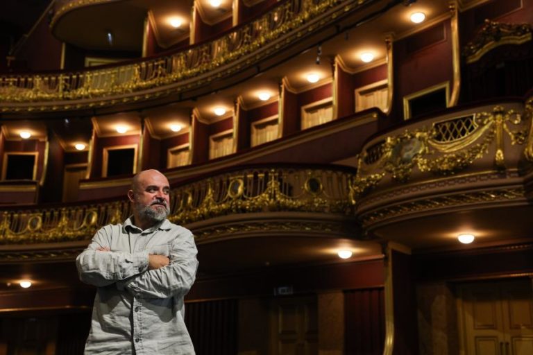 Diretor do São Luiz acumula Bairro Alto e Anabela Valente vai dirigir Aljube