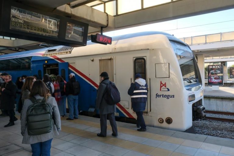 Utentes da Fertagus apresentaram queixa contra o Estado à Comissão Europeia