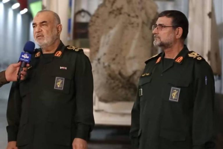 Teerão confirma morte de comandante da Marinha