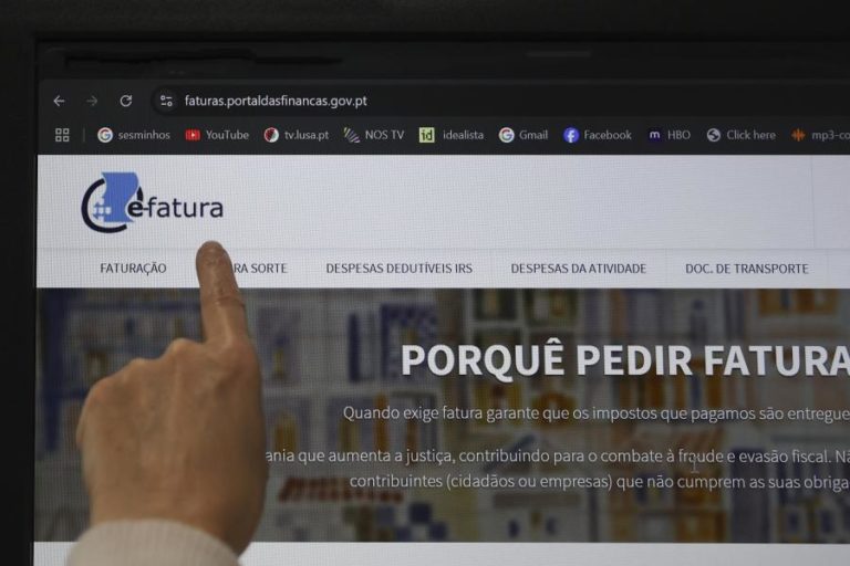 E-fatura permitirá validar faturas de livros e espetáculos culturais a partir de abril