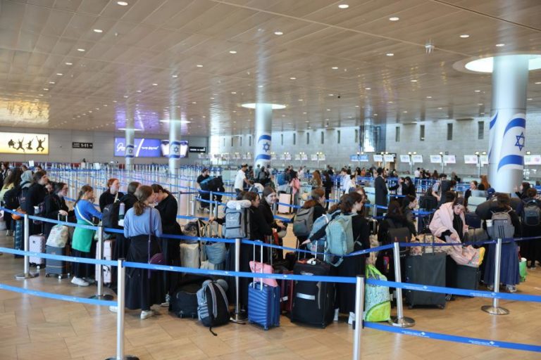 Irão: Há cerca de 400 pedidos de repatriamento de portugueses no Médio Oriente – secretário de Estado