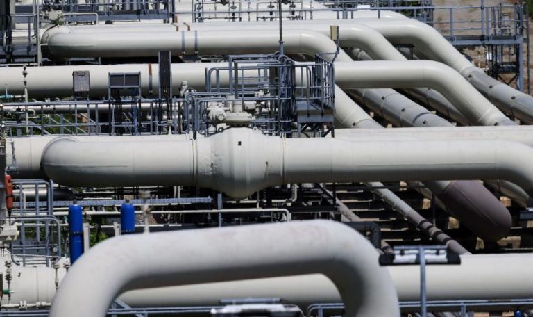 Preço do gás natural cai quase 5% e fica abaixo dos 54 euros