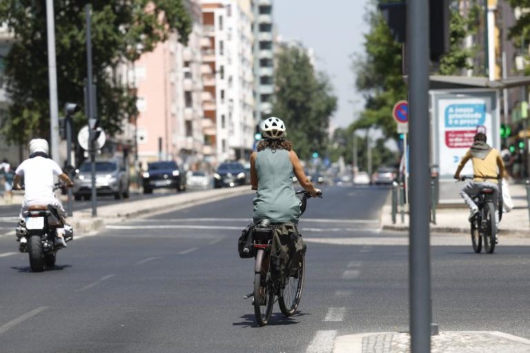 Câmara de Lisboa prevê construir mais oito quilómetros de ciclovias até 2027