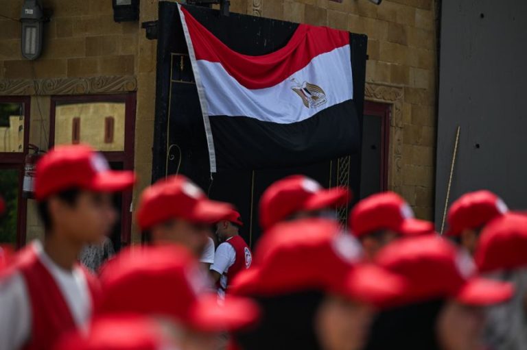 Hamas reúne-se no Cairo com Conselho da Paz