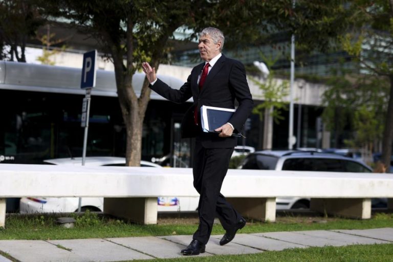 Advogado oficioso de Sócrates renunciou