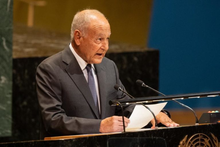 Secretário-geral da Liga Árabe pede fim de ataques iranianos a Estados do Golfo