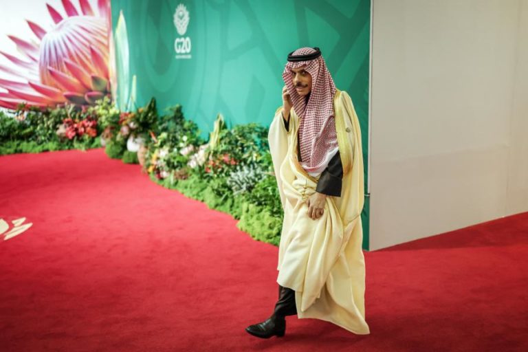 Arábia Saudita condena a “agressão flagrante israelita” contra a Síria