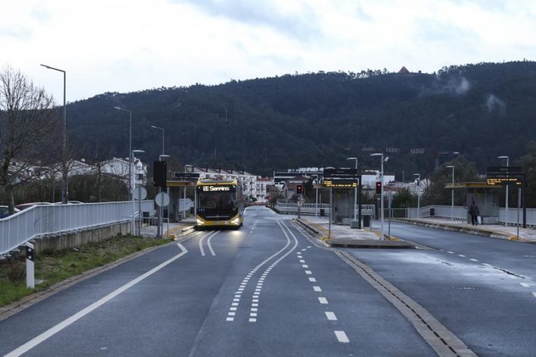 Troço do ‘metrobus’ entre Lousã e Serpins fica fechado até agosto por causa de talude