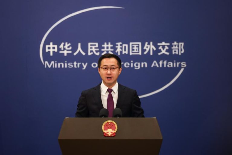 China opõe-se à inaceitável eliminação de líderes iranianos