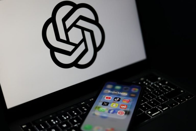 OpenAI prepara entrada em bolsa até ao final do ano