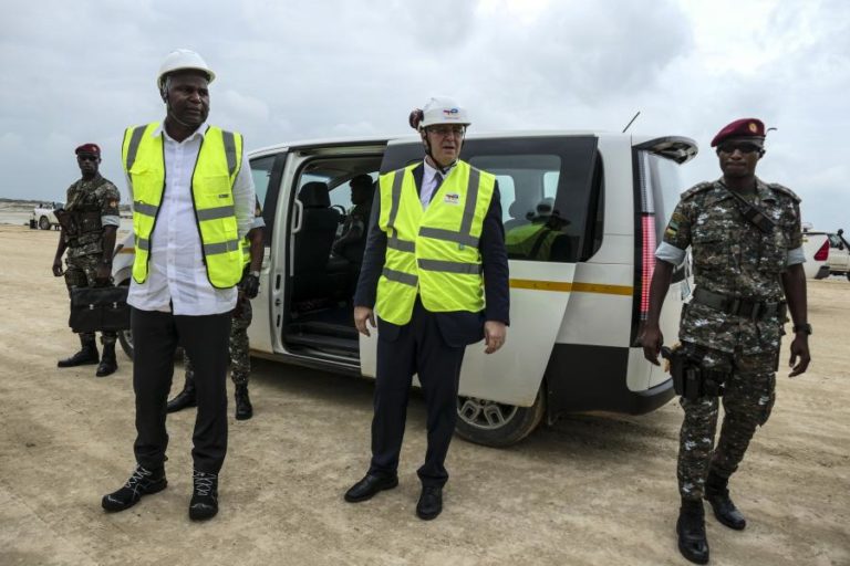 Presidente diz que missões continuam “em dia” enquanto tenta renovação de apoios a Moçambique