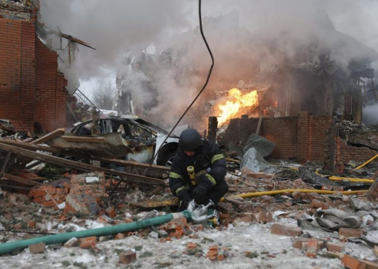 Série de explosões no centro de Kiev