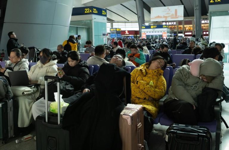 China regista recorde de 9,4 mil milhões de viagens domésticas no Ano Novo Lunar