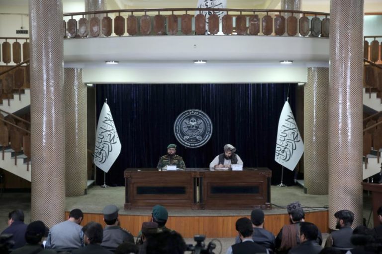 Bombardeamentos paquistaneses causaram quatro mortos na capital do Afeganistão