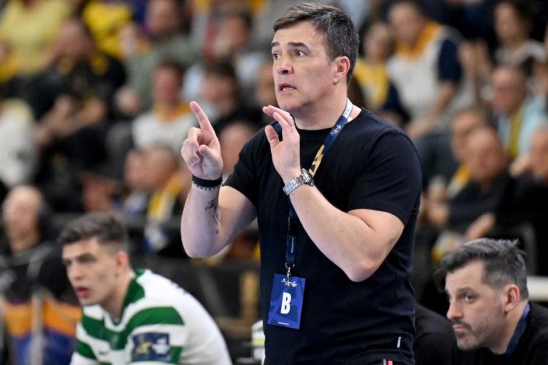 Cheiro no balneário leva elementos do Sporting ao hospital antes do clássico de andebol