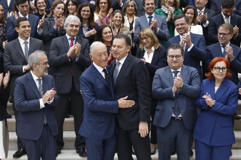 Montenegro afirma que clareza interna no PSD é eixo fundamental para estabilidade