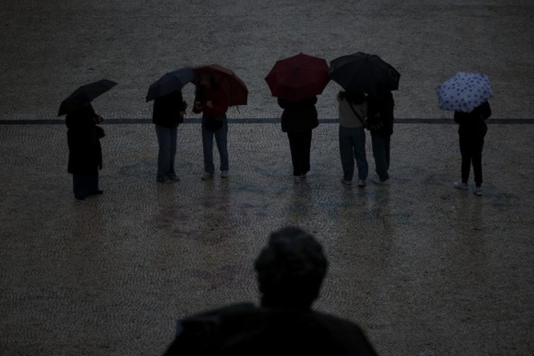 Aviso amarelo para precipitação em Beja, Faro, Lisboa e Setúbal