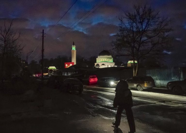 Pelo menos três mortos em ataque russo contra a região de Kiev