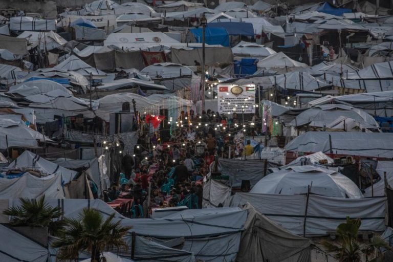 União Europeia anuncia 458 ME em ajuda humanitária para o Médio Oriente este ano