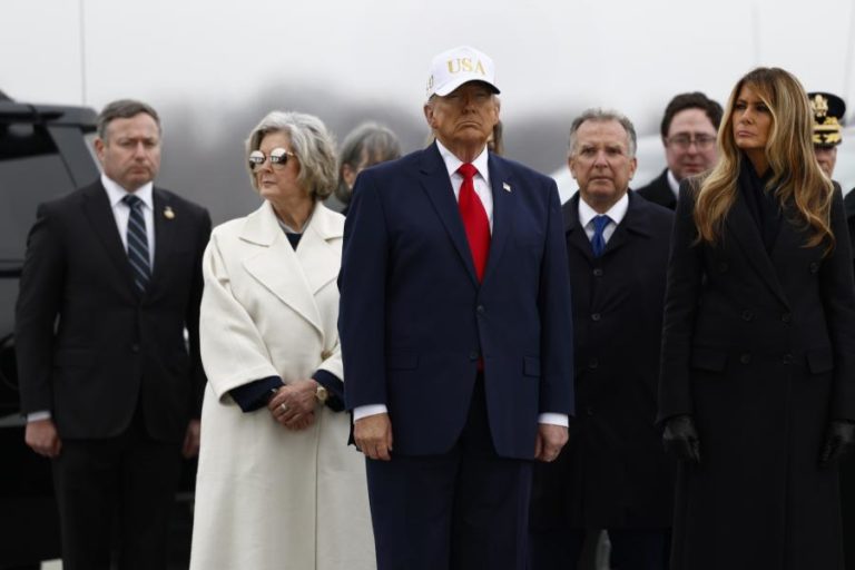 Trump diz que sucessor do líder iraniano precisa da aprovação dos EUA